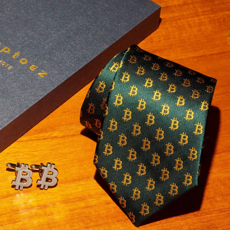 Top 10 Crypto Gifts Every Bitcoin Fan Will Love In 2026